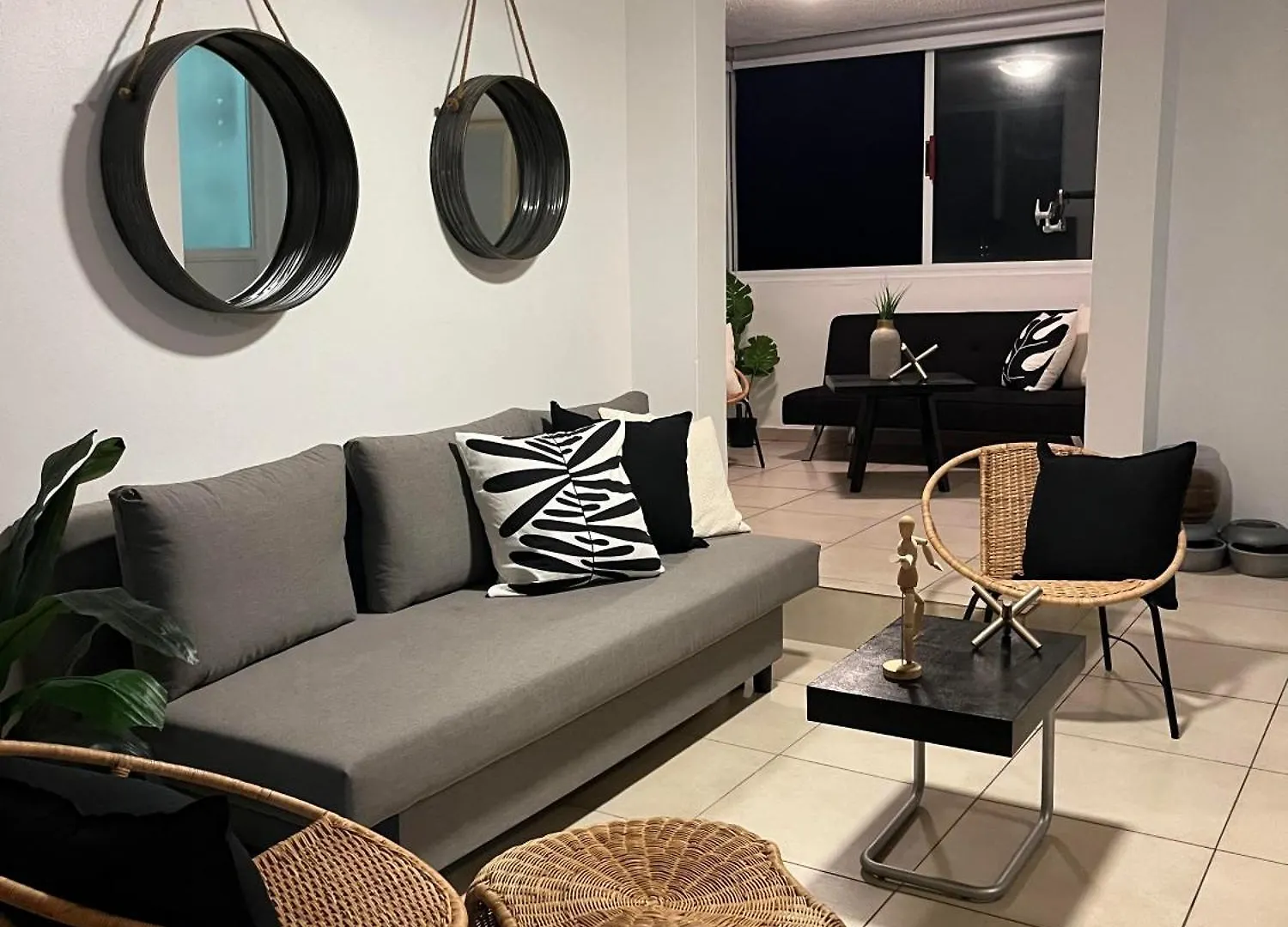 Apartamento Estudio Con Vista Al Mar Y La Ciudad, Condado San Juan